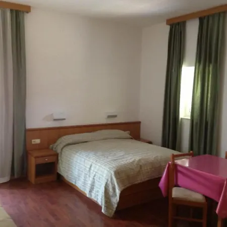 With A Parking Space Srebreno, Dubrovnik - 13549 Apartman